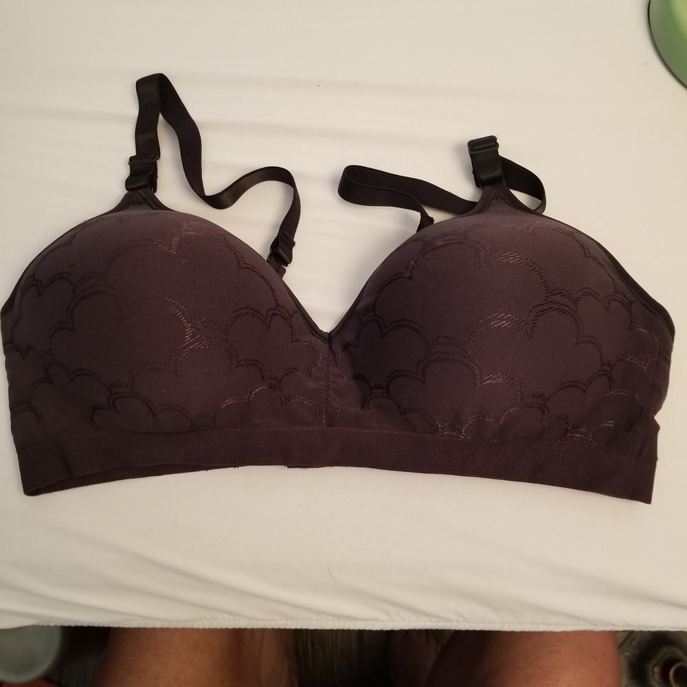 Bali Wireless Bra black Scalloped Pattern Adjustable Straps Contoured 40C